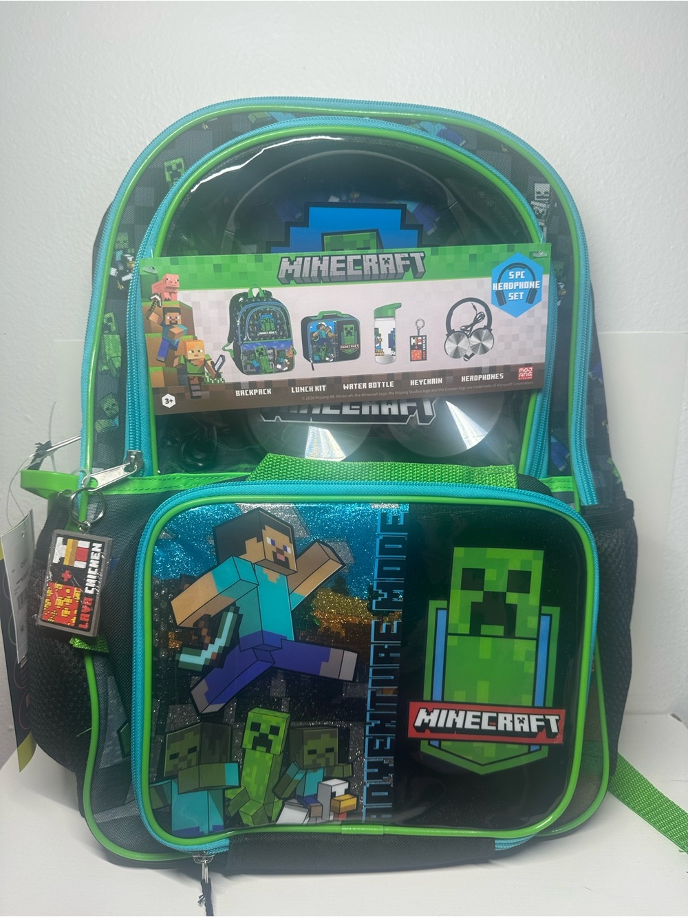 Minecraft 17” 5-Piece Backpack Set with Headphones NWT